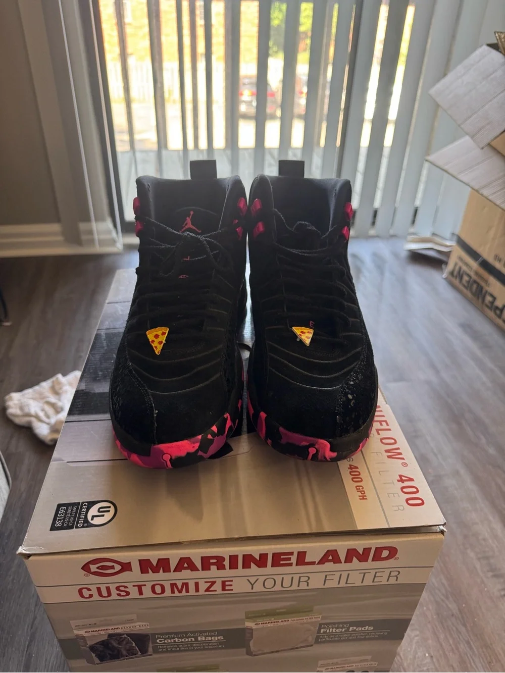 Jordan Men's Black and Pink Athletic Shoes